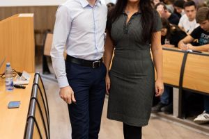 Mihaela Ghica şi Ovidiu Oltean, oaspeţii seminarului ”Speak to Lead”