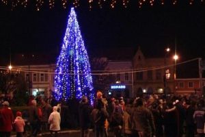 Iluminatul festiv de sărbători va fi aprins în Făgăraş pe 1 Decembrie, odată cu sărbătorirea Zilei Naţionale a României