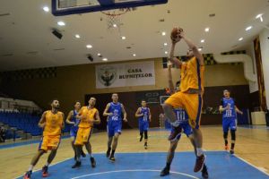 Derbi câştigat de jucătorii CSM-ului