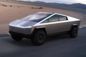 VIDEO Tesla a lansat primul vehicul electric de teren blindat – Pare SF