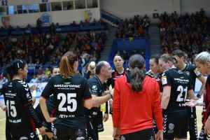 Gloria cere să joace în grupele Cupei EHF în locul Coronei. Ce spune Horaţiu Paşca