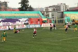 Foresta şi Bucovina au obţinut victorii înaintea confruntării directe din etapa viitoare