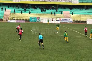 Foresta se impune în duelul cu Șomuz şi profită de pasul greşit al liderului