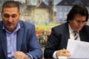 Robu şi candidatul PNL la Primăria Săcălaz promit marea cu sarea: un nou pasaj CF!
