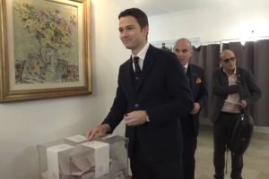 Secretarul general al PNL, Robert Sighiartău, a votat la Madrid: Lumea s-a trezit