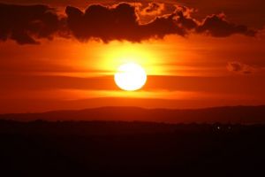 Descoperire extraordinară: ne vom putea încălzi cu lumina lichidă a soarelui