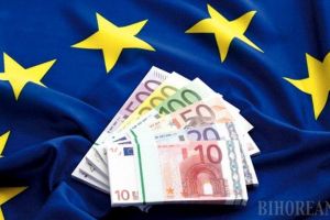 Fruntaşi la bani europeni: Oradea, oraşul din regiune cu cele mai multe fonduri comunitare atrase pe cap de locuitor