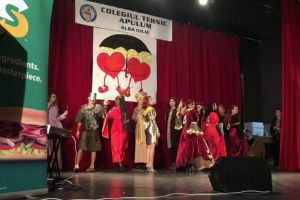 FOTO-LIVE VIDEO: Balul Bobocilor 2019 la Liceul Tehnic „Apulum” din Alba Iulia. Cei mai frumoşi boboci, intraţi în lupta pentru Miss şi Mister