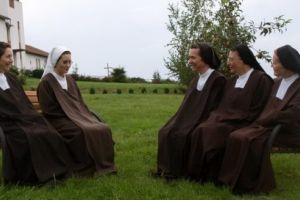 Iubirea, vocaţia Surorilor Carmelitane. În vizită la Mănăstirea Carmelitană din Sângeorgiu de Mureş