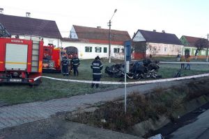 Grav accident rutier lângă secţia de votare din Unirea
