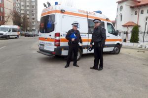 Internată la Terapie Intensivă, A SĂRIT pe geam!