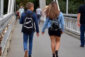 Ce preocupări au elevii de clasa a VIII-a din Bihor: 30% nu au citit nicio carte în ultimele două luni, tot atâţia ascultă manele, iar jumătate fac sport şi voluntariat