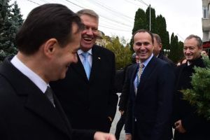 Exit poll: Iohannis căstigă detaşat al doilea mandat