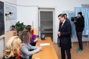 „Felicitări, domnule preşedintele Klaus Iohannis” – Mihai Chirica