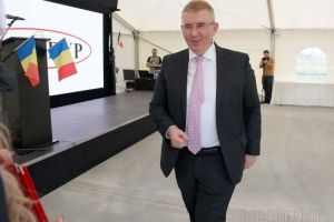 Retrospectiva săptămânii, prin ochii lui Bihorel: Jeamănu vrea să lege Statul Român la ochi înainte de execuţie
