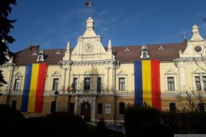 O mie de steaguri vor împodobi Braşovul de Ziua Naţională a României