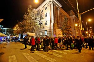 Cu voturile, în saci, la Biroul Electoral Judeţean Timiş. Începe procesarea acestora