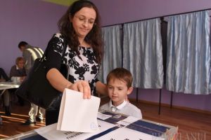 Rezultate finale la alegerile prezidenţiale, în Bihor: Klaus Iohannis, votat pentru un nou mandat de 66,11% din alegători