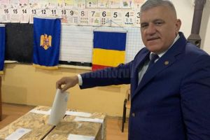 Dumitru Mihalescul după ieşirea de la urne: România are nevoie de noi toţi pentru a se ...