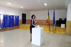 Angelica Fădor a votat pentru o Românie educată, „în care ne dorim să ne creştem copiii”