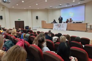 Târgovişte: Universitatea Valahia şi LUMEN au organizat două conferinţe internaţionale