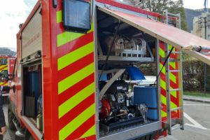 FOTO+VIDEO Două autospeciale pentru pompierii voluntari de la Primăria Braşov