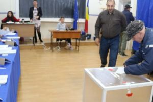 Prezidenţiale, turul 2. Rezultatele votului din oraşele mureşene