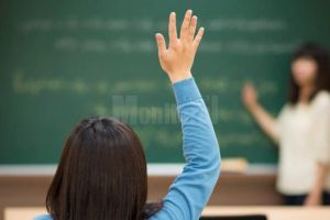 Profesorul de religie, între provocare şi aspiraţie