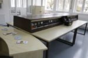 ”Aici vrem să creăm o şcoală de excelenţă în domeniul profesional”. Viitorii electricieni se vor pregăti într-un atelier de top