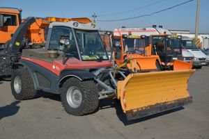 VIDEO + FOTO Pregătiţi să deszăpezească străzile din Braşov