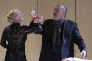 Teatrul Radu Stanca a pus în vânzare bilete pentru anul 2020 – Printre spectacole sunt şi patru premiere