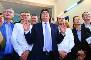 Grătarele, manelele şi dedicaţiile au fost interzise în Timişoara de primarul Nicolae Robu (VIDEO)