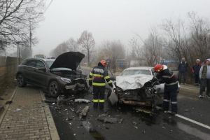 O şoferiţă a fost rănită grav, într-un accident petrecut la Vatra Dornei