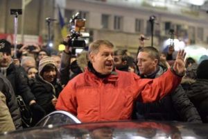 Manipulările care au dus la ura fata de PSD si l-au facut pe Iohannis presedinte. Un plan bine ticluit, inceput in 2015