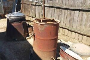 EXPLOZIE urmată de incendiu la un cazan de ţuică în comuna Jidvei: O femeie de 65 de ani, găsită CARBONIZATĂ