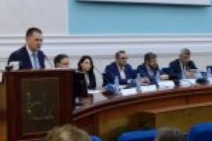 Mesajul vicepreşedintelui Consiliului Judeţean Dolj Cosmin Vasile cu prilejul celei de-a IV-a ediţii a Forumului Carierei