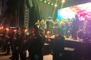 Start la luminiţe, ACUM, în Piaţa Primăriei din Piteşti