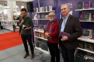 Lansări de volume şi cărţi premiate ale „familiştilor” orădeni