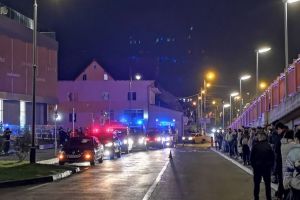 VIDEO Incendiu la Mall-ul nou din Sibiu – Toti oamenii evacuaţi