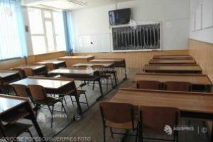 Consiliul Naţional al Elevilor solicită Guvernului includerea în viitorul buget a fondurilor pentru o serie de programe în şcoli