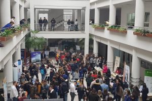 Angajatorii din Suceava, Iaşi şi Botoşani au ofertat studenţii suceveni cu peste 300 de ...