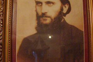 30 de ani de la moartea parintelui Arsenie Boca: Mii de pelerini asteptati la Manastirea Prislop