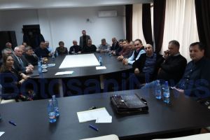 Scandal în PNL! Zeci de primari din Botoşani ameninţă că îşi dau demisia din partid. Cum s-a ajuns aici