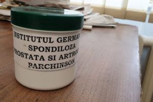 Medic fals, ESCROCHERIE cu medicamente la Piteşti!