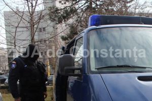 Interceptari!:  Zeci de constanteni, felicitati de doi detinuti din Penitenciarul Slobozia, dupa ce au castigat concursuri la care nu participasera