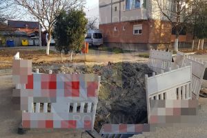 Noi AMENZI de MII DE LEI pentru operatorii care efectuează lucrări în Arad. Poliţia descoperă NEREGULI PESTE NEREGULI (FOTO)