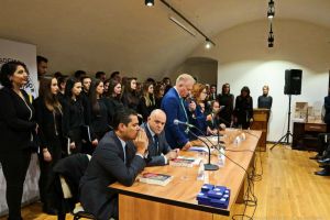 Italienii din Bihor şi-au făcut asociaţie şi au lansat o carte despre „adevăratul rege al Transilvaniei”, Gheorghe Martinuzzi (FOTO / VIDEO)