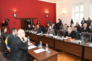 Consilierii locali SUNT DE ACORD cu alocarea a peste 4 MILIONE DE EURO din bani publici pentru Stadionul UTA
