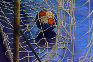 Handbaliştii de la CSM Oradea au câştigat la o diferenţă de 15 goluri la Arad