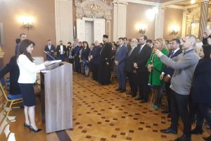 Administraţie sub semnul CONCORDIEI, la Arad. Olimpia Popa a preluat funcţia de subprefect (GALERIE FOTO)